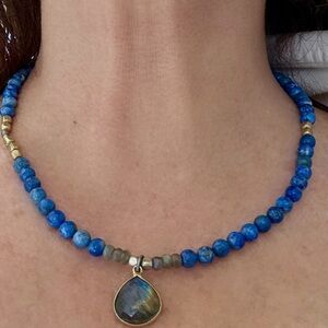 Blue bead necklace with natural stone pendant 16”